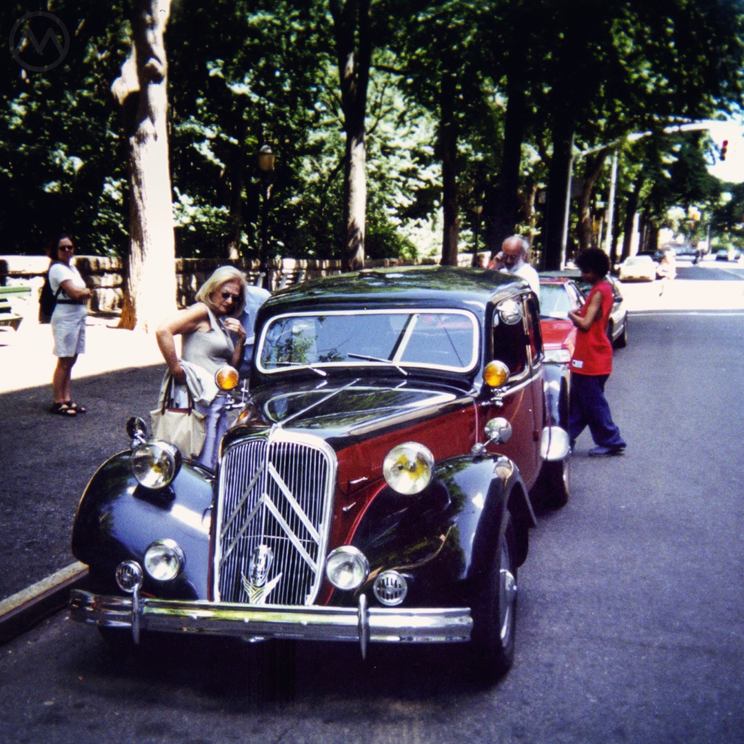 Bastille Day Memories: Citroën Traction 15-Six - Old Motors