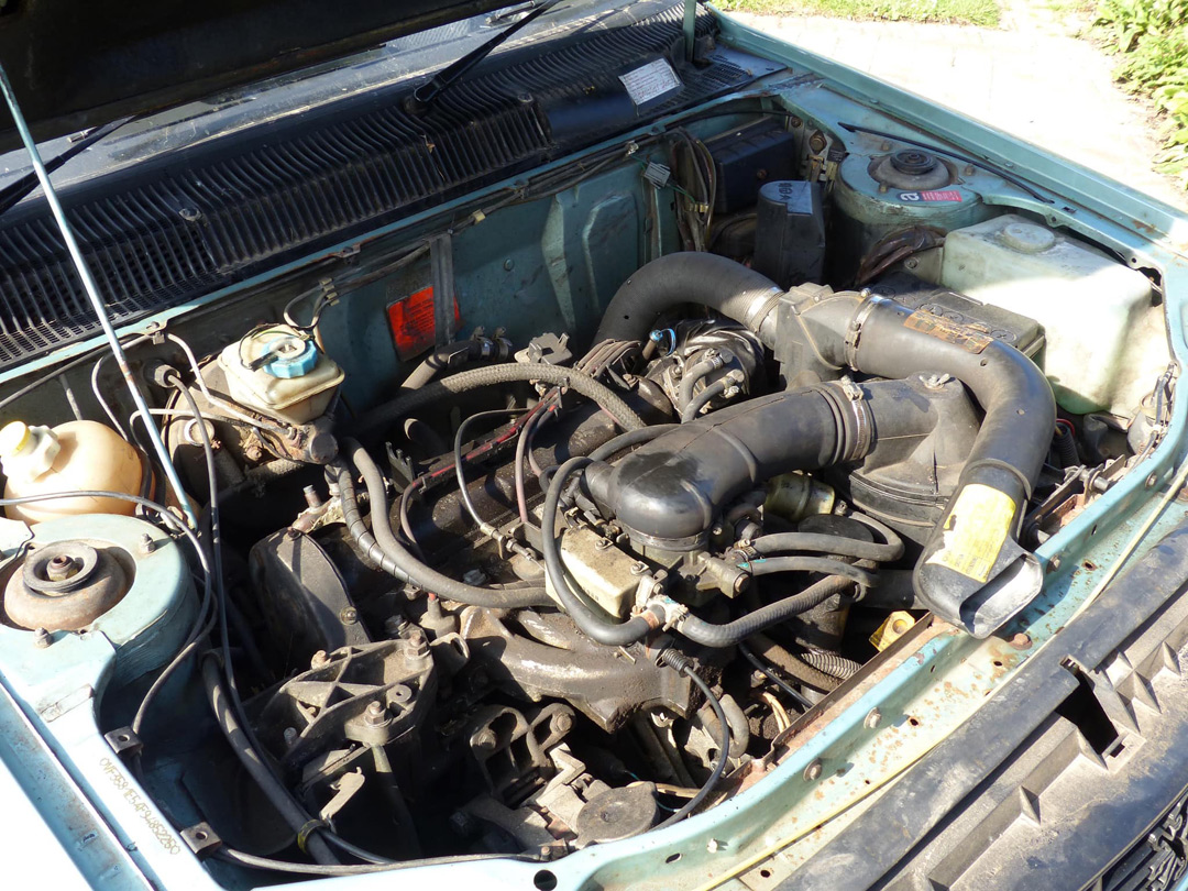 1986 Peugeot 305 Wagon Engine