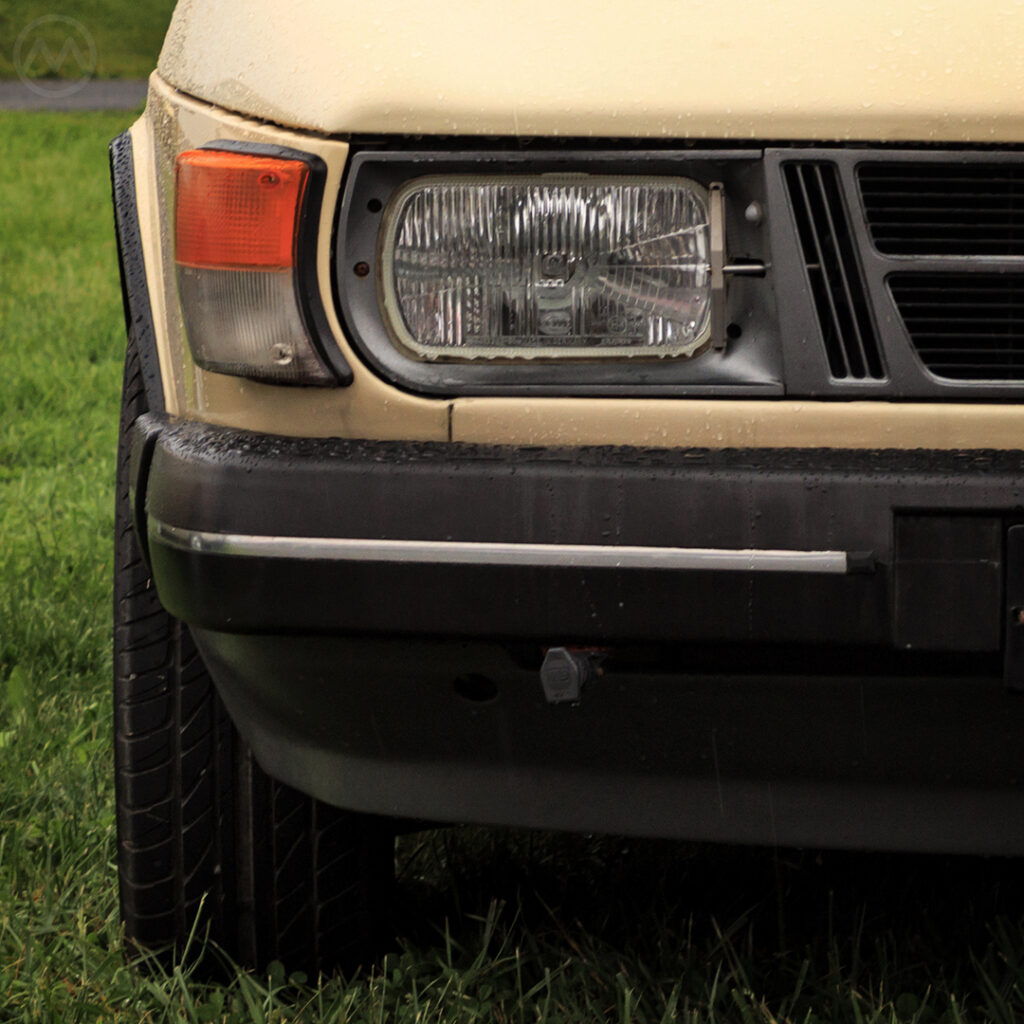 1985 Saab 90 headlight